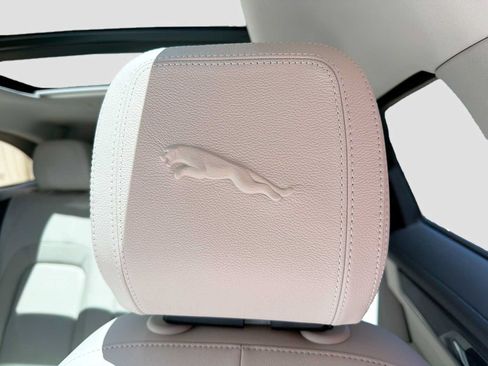 Certified 2022 Jaguar F-PACE S AWD/4WD image 16