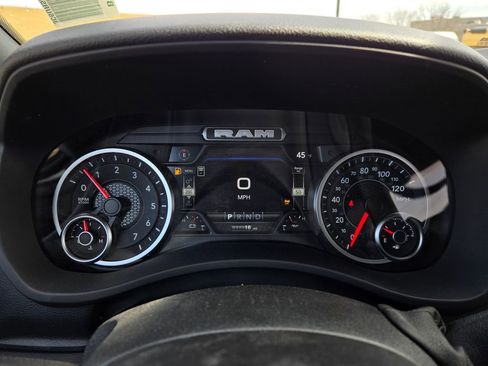 New 2026 RAM 2500 Big Horn AWD/4WD image 19