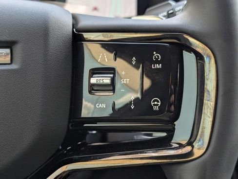 Certified 2024 Land Rover Range Rover Evoque Dynamic SE image 21