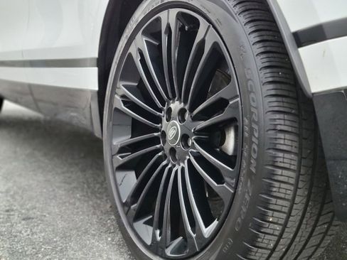 Used 2025 Land Rover Range Rover Velar Dynamic HSE image 48