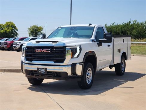 New 2024 GMC Sierra 2500 Pro w/ Convenience Package image 2