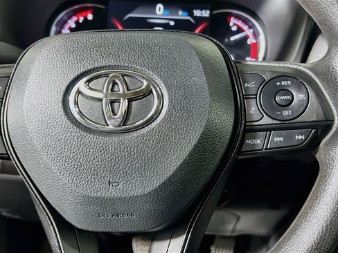 Used 2025 Toyota RAV4 XLE w/ Convenience Package FWD image 20