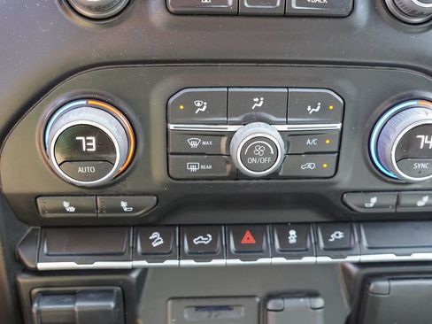 Certified 2022 Chevrolet Silverado 2500 LTZ AWD/4WD image 26