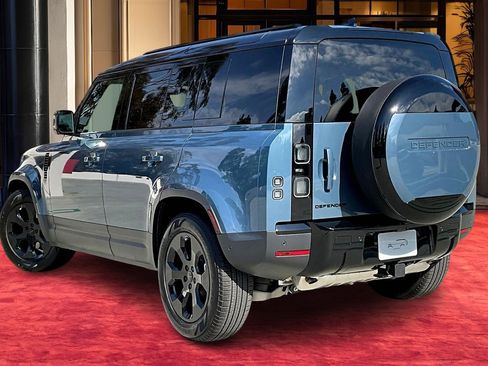 New 2026 Land Rover Defender 110 S image 2