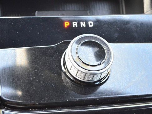 Used 2023 Jeep Grand Cherokee L Laredo image 28