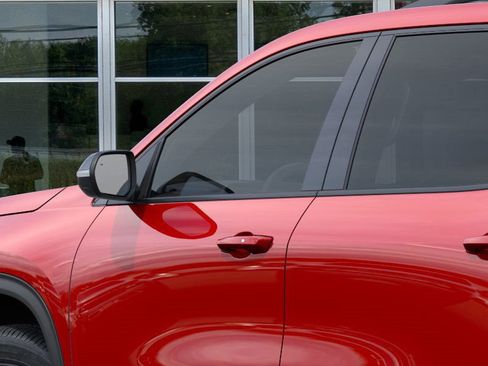 New 2026 Chevrolet Traverse LT w/ Midnight/Sport Edition image 12