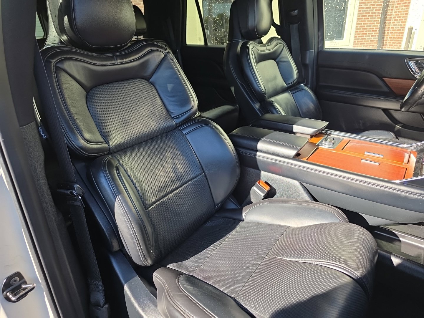 Used 2020 Lincoln Navigator L Reserve w/ Equipment Group 208A Reserve AWD/4WD image 42