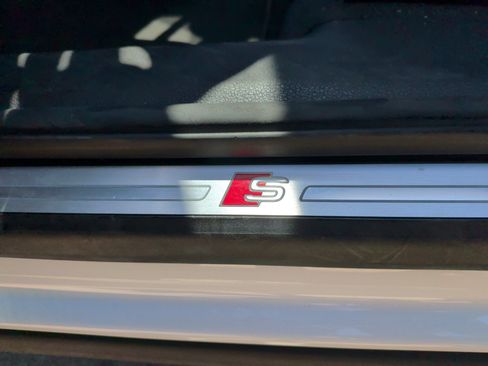 Used 2019 Audi Q3 2.0T Premium Plus AWD/4WD image 35