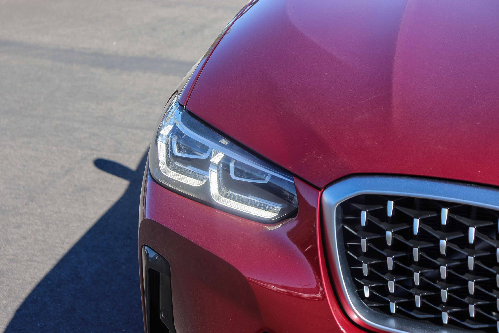 Used 2022 BMW X4 xDrive30i w/ M Sport Package 2 AWD/4WD image 11