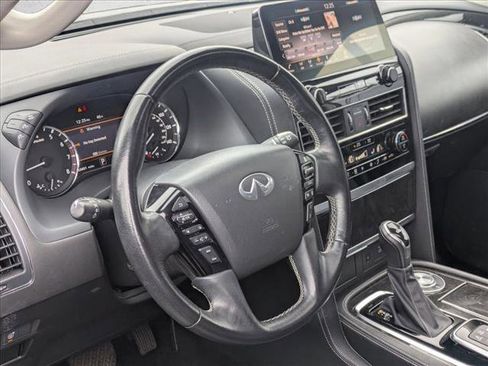 Used 2022 INFINITI QX80 Luxe image 8