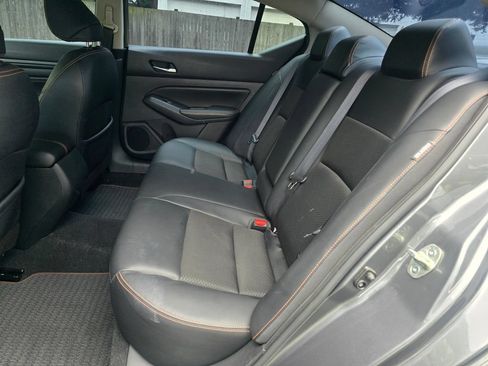 Used 2020 Nissan Altima 2.5 SR FWD image 21