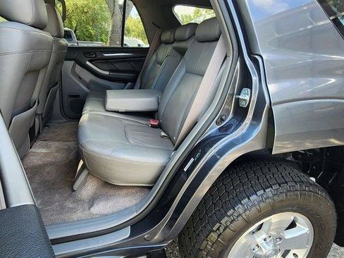 Used 2005 Toyota 4Runner Limited RWD image 24