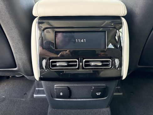 Certified 2025 Lincoln Aviator Reserve w/ Equipment Group 201A image 16