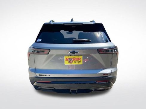 Used 2025 Chevrolet Equinox RS w/ Safety and Technology Package FWD image 6