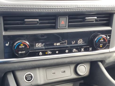 Certified 2023 Nissan Rogue SV w/ SV Premium B Package image 17