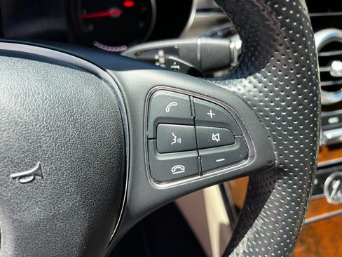 Used 2018 Mercedes-Benz C 300 4MATIC Sedan image 33