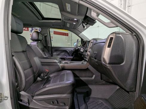 Used 2018 GMC Sierra 1500 Denali image 25