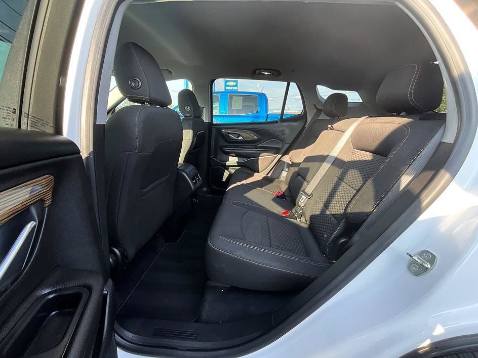 Used 2021 GMC Terrain SLE FWD image 28