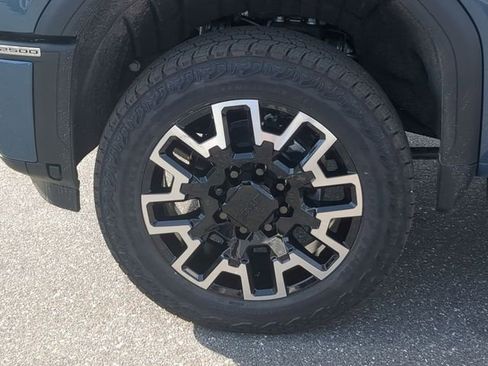 New 2026 GMC Sierra 2500 Denali Ultimate image 15