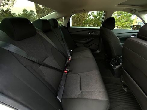 Used 2025 Honda Accord SE image 26