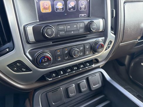 Used 2018 GMC Sierra 1500 SLT AWD/4WD image 25