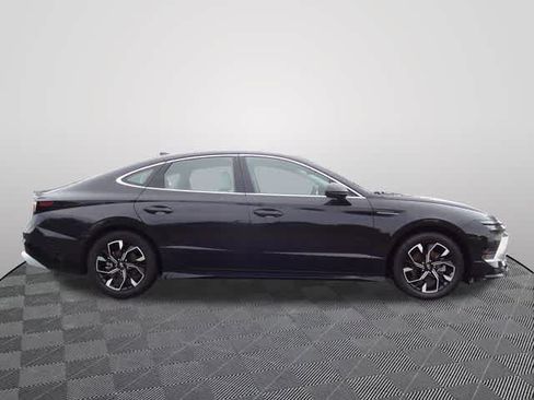 Used 2025 Hyundai Sonata SEL FWD image 4