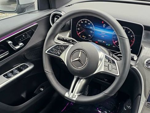 Certified 2025 Mercedes-Benz GLC 300 4MATIC image 30
