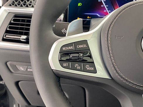 New 2026 BMW X6 xDrive40i w/ Climate Comfort Package image 17