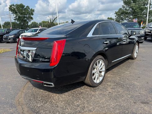 Used 2013 Cadillac XTS Luxury FWD image 5