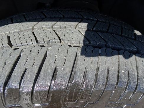 Used 2019 GMC Yukon Denali w/ Denali Ultimate Package image 40