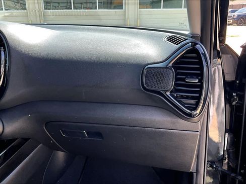 Used 2023 Kia Soul EX image 17