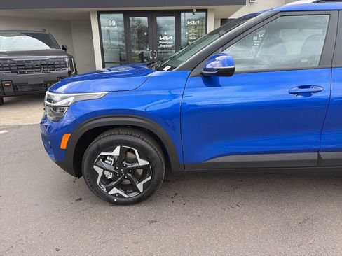 New 2026 Kia Seltos S AWD/4WD image 10