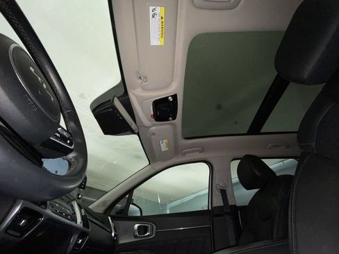 Used 2023 Kia Sorento SX FWD image 22