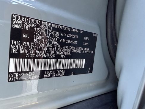 Used 2021 Toyota RAV4 XLE Premium FWD image 30