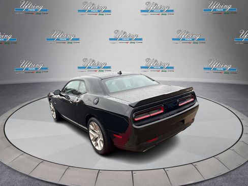 Used 2020 Dodge Challenger R/T image 5