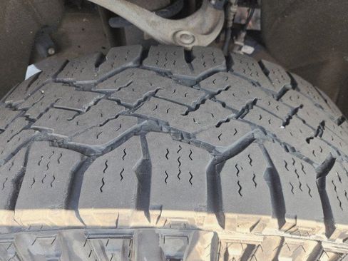 Used 2022 Chevrolet Silverado 1500 LT Trail Boss w/ Safety Package image 9