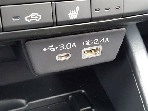 New 2026 Subaru Outback Limited image 32