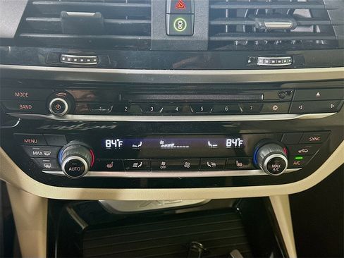 Used 2019 BMW X3 sDrive30i w/ Premium Package image 18