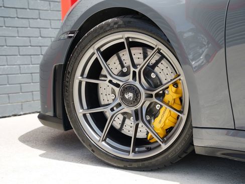 Used 2026 Porsche 911 GT3 RWD image 24