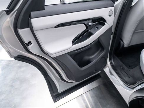 New 2026 Land Rover Range Rover Evoque S image 25