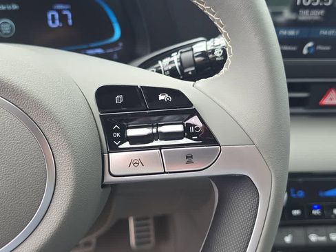 New 2026 Hyundai Elantra SEL Sport FWD image 26
