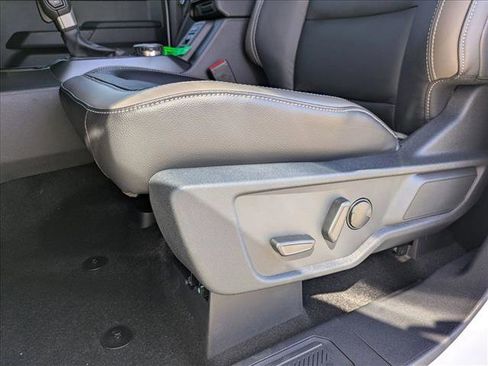 New 2025 Ford Bronco Outer Banks image 4