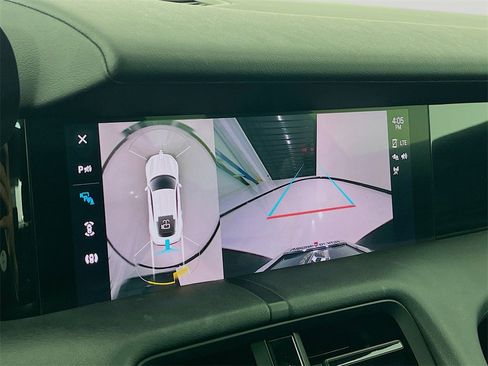 Used 2021 Porsche Taycan 4S image 16