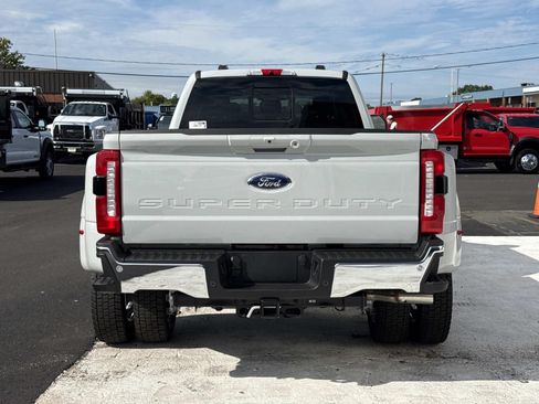 New 2026 Ford F450 Lariat w/ Lariat Ultimate Package AWD/4WD image 4