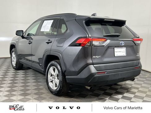 Used 2019 Toyota RAV4 LE image 6