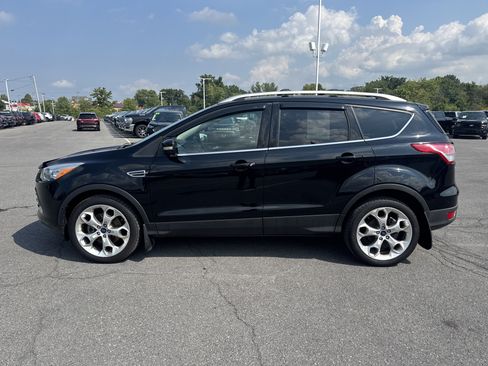 Used 2016 Ford Escape Titanium w/ Equipment Group 301A AWD/4WD image 7