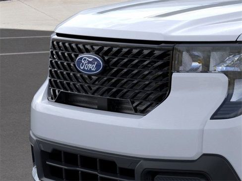 New 2026 Ford Maverick XLT w/ Black Appearance Package image 18