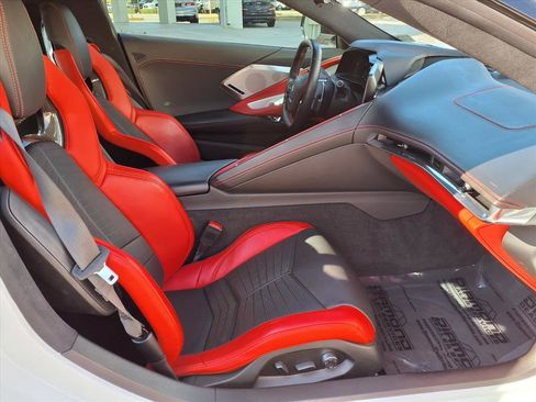 Used 2020 Chevrolet Corvette Stingray Premium Cpe w/ 3LT Preferred Equipment Group image 9