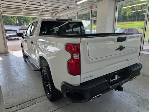 Certified 2024 Chevrolet Silverado 1500 Custom Trail Boss AWD/4WD image 3