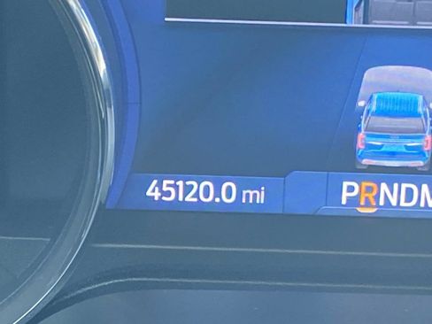 Used 2022 Ford Expedition Limited image 27